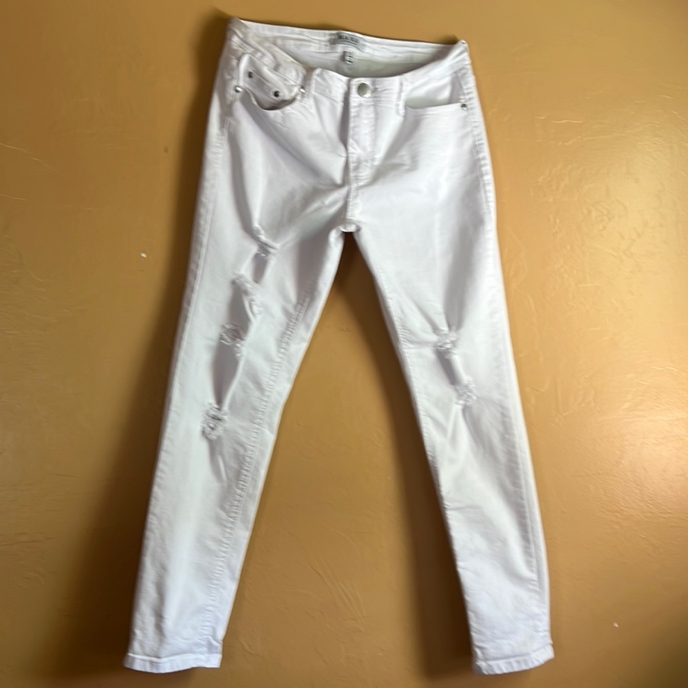 White Deja blue premium stretch, denim jeans.